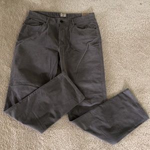 Faherty Stretch Corduroy 5 Pocket Pants. Size 32 X 29. New with tags